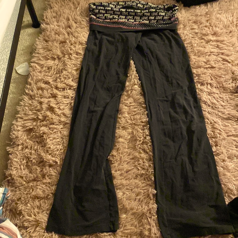 Victoria secret Pink size medium yoga pants